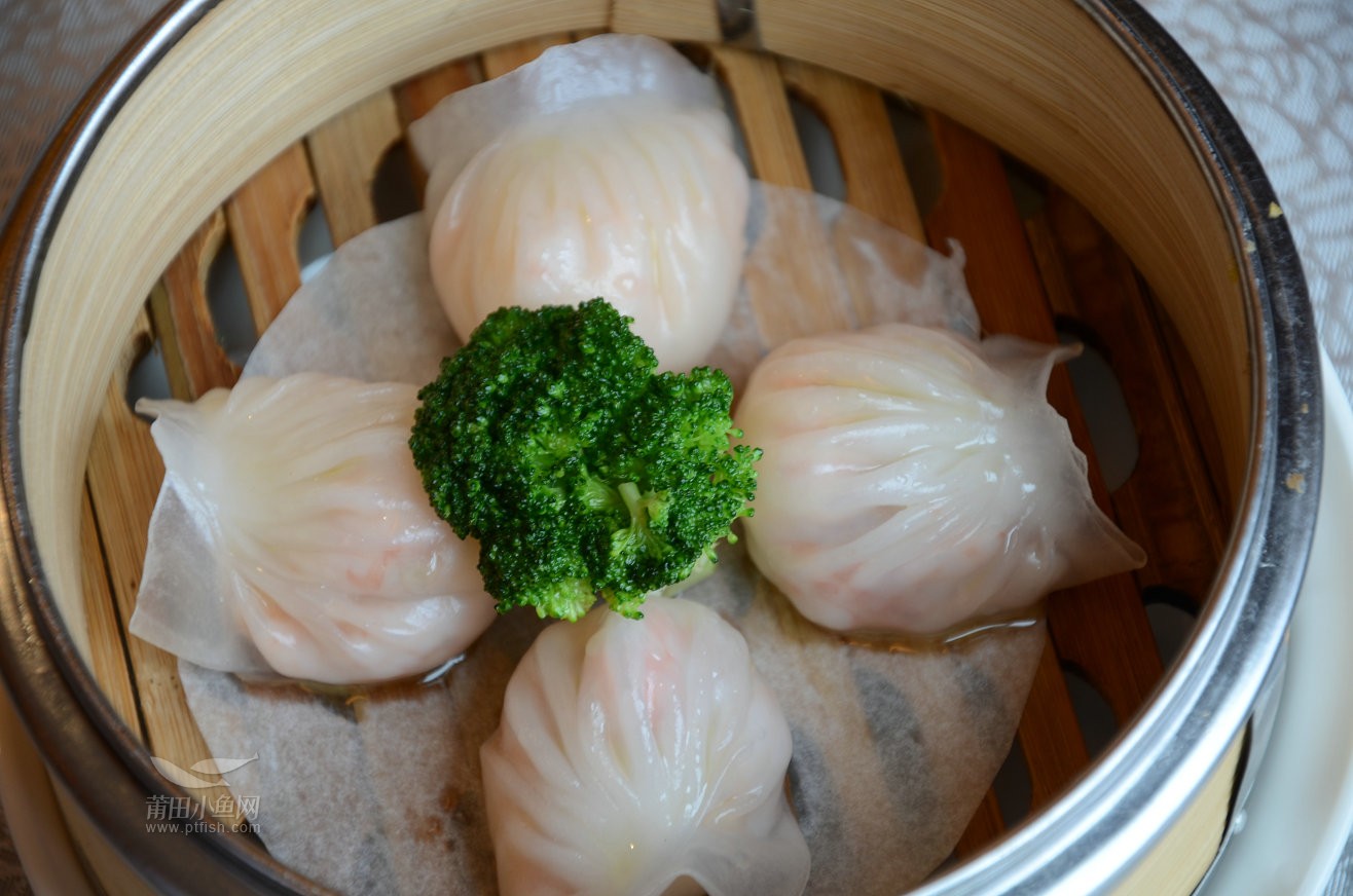 广东特色美食—水晶虾饺